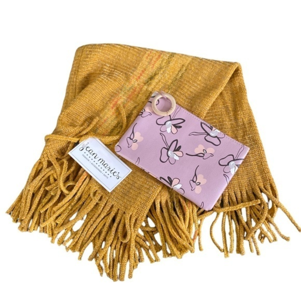 Boutique Knit Tube Fringe Scarf and IPSY Zip Bag NWT‎